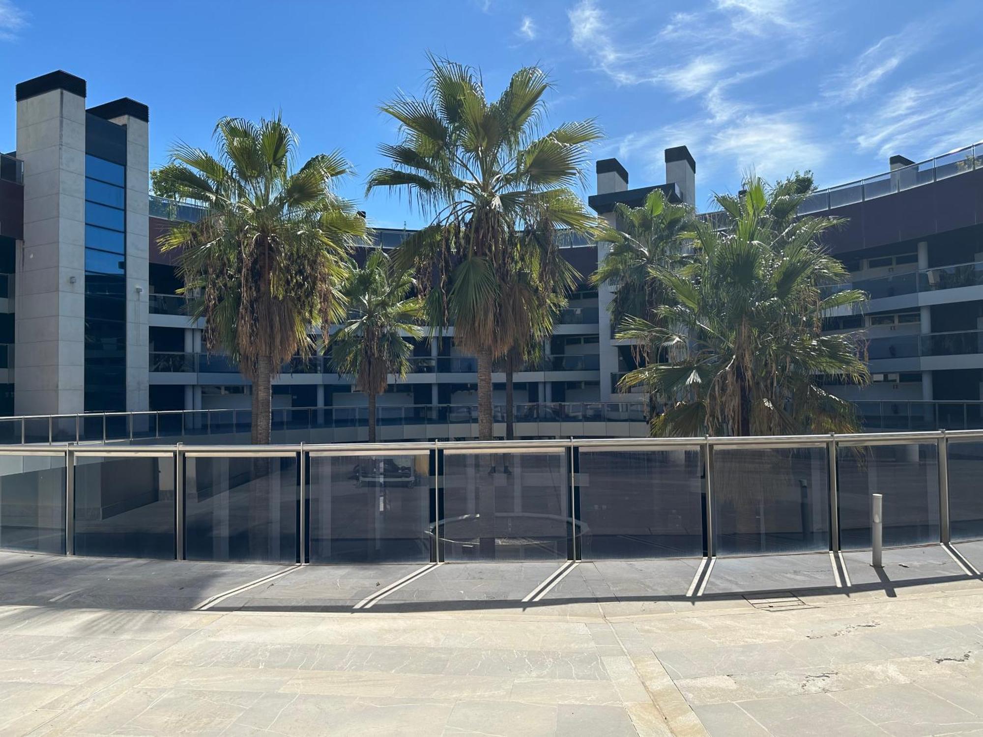 Tecnocordoba Aparcamiento Privado Gratuito Y Piscina Apartment Luaran gambar