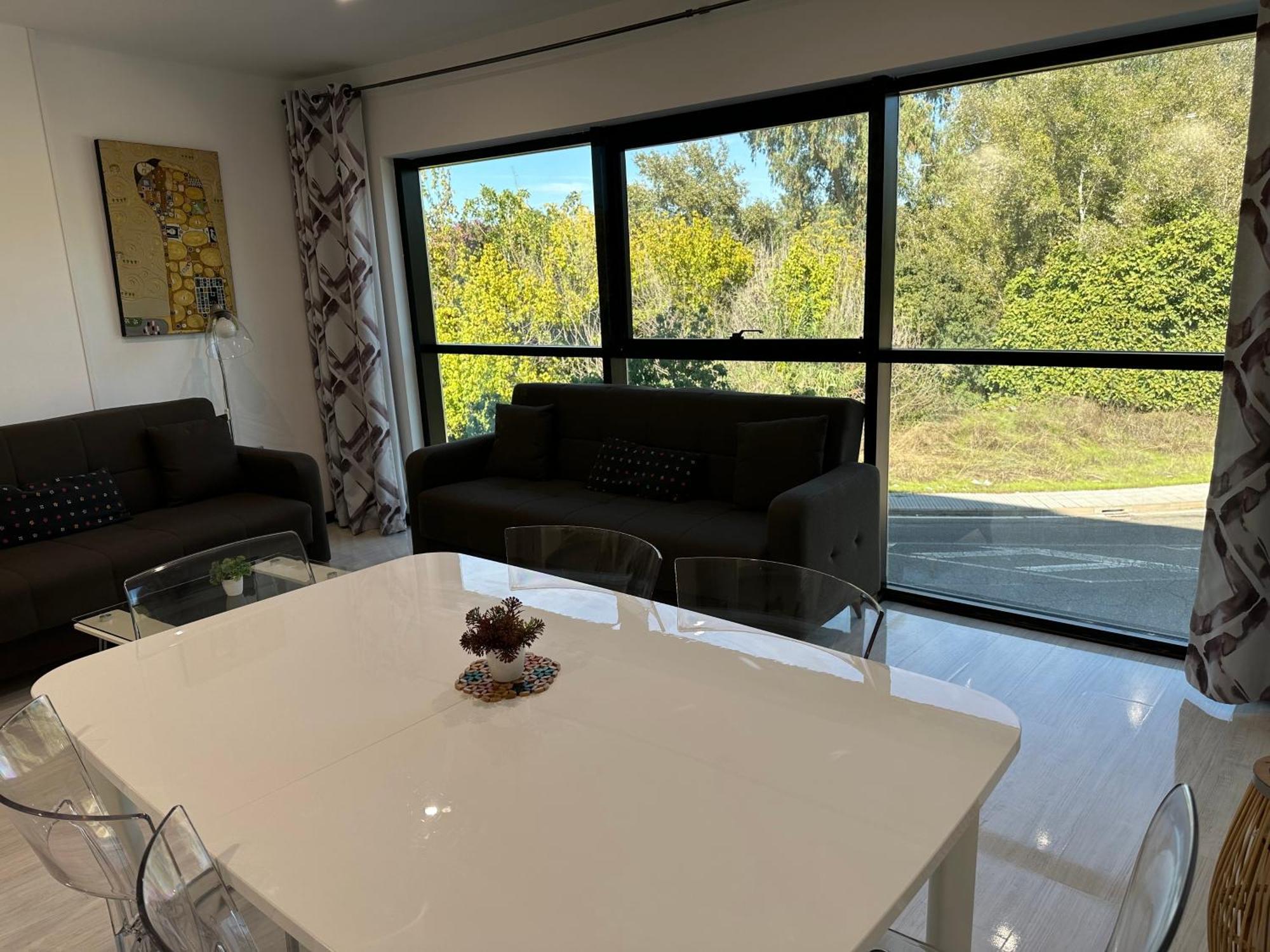 Tecnocordoba Aparcamiento Privado Gratuito Y Piscina Apartment Luaran gambar